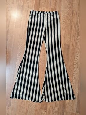 Forever 21 vertical stripe polyester spandex flair pants size large NWOT